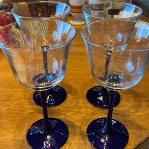 D’Arques Durand cobalt blue glasses set of 4. Excellent condition. 7 x 3 5/8